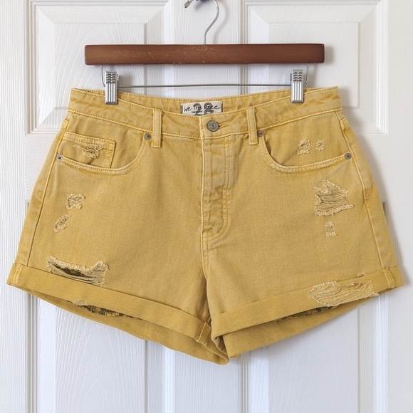 We The Free Anytime Anywhere Crvy Distressed High Waisted Cuffed Jean Shorts 28 - Picture 1 of 12